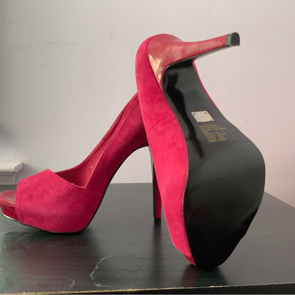 Elegant Pink Peep-Toe Heels